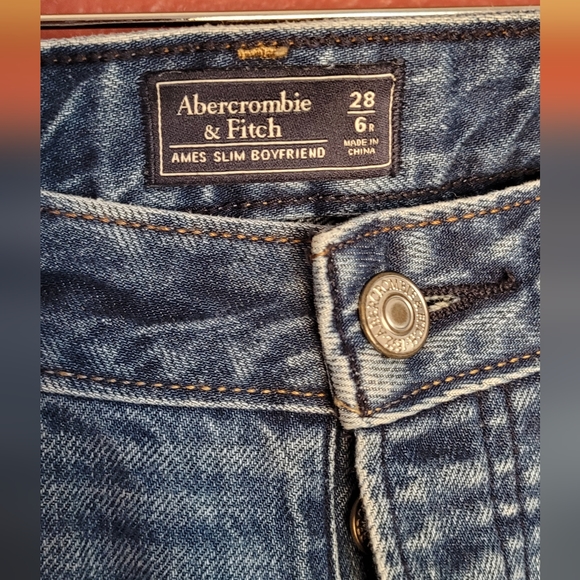 Abrocombie and Fitch Jeans - Picture 3 of 7